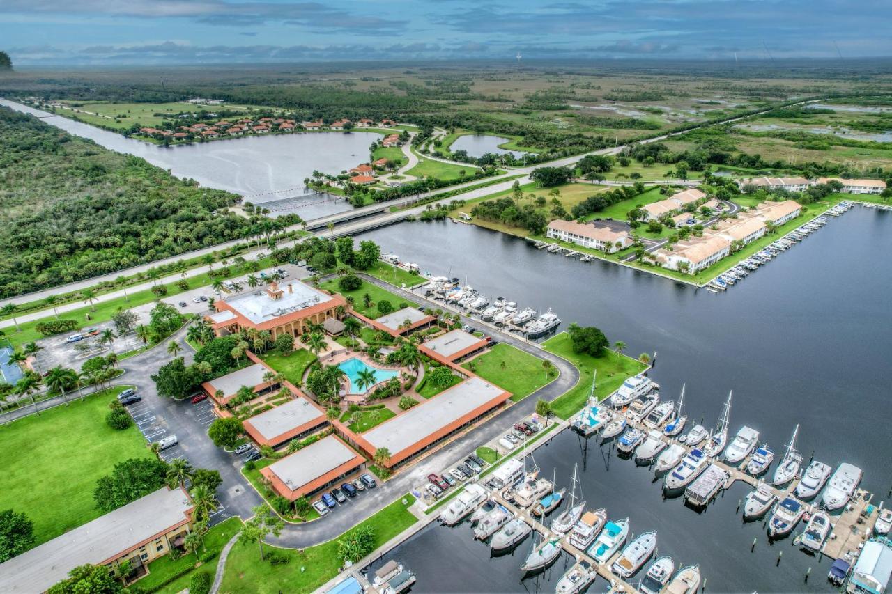 Port Of The Islands Everglades Adventure Resort Exterior photo