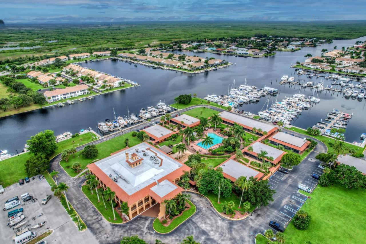 Port Of The Islands Everglades Adventure Resort Exterior photo