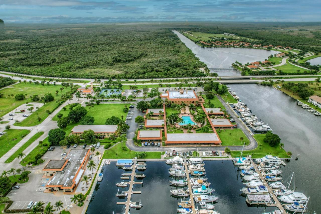 Port Of The Islands Everglades Adventure Resort Exterior photo